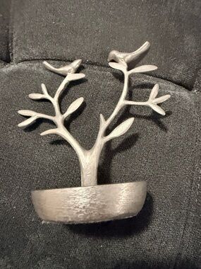 Sculpted Catchall bird metal ring holder- Brand:Red envelope